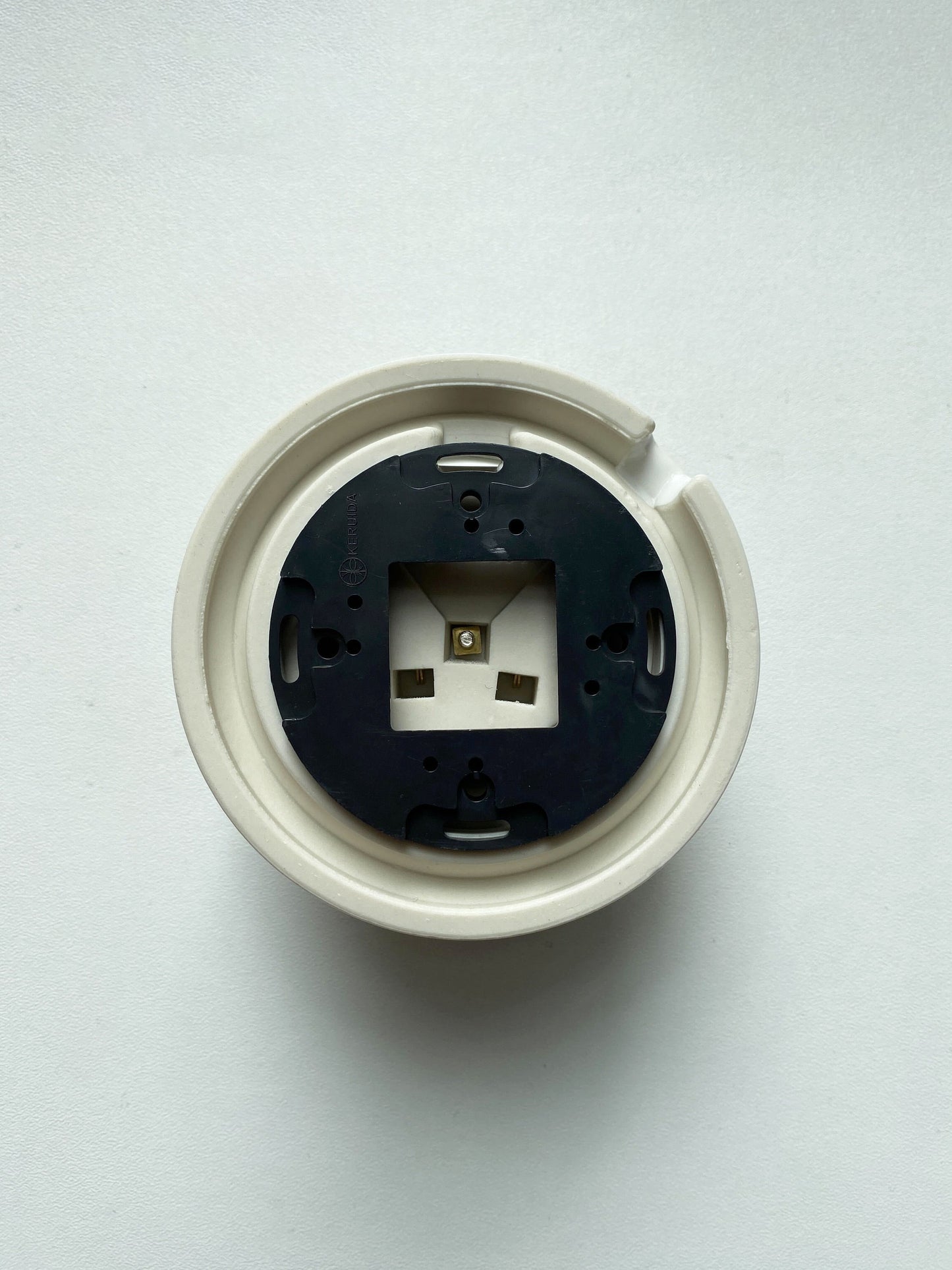 Surface-Mounting German Schuko Power Socket Porcelain Loft Retro Electrical Vintage Cottage Ceramic White