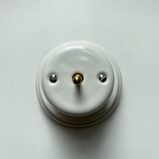 Surface-Mounting Cover 1 Gang Two-Way Toggle Wall Light Switch Porcelain Loft Retro Vintage Cottage Home Decor White