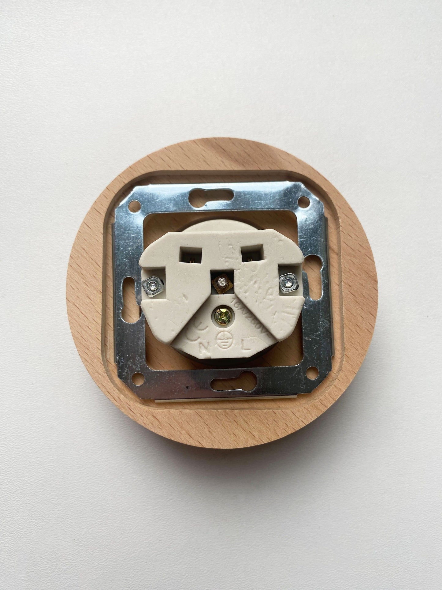 Wooden French Power Socket Porcelain Loft Retro Electrical Flush-Mounting Vintage Cottage Ceramic Natural Beige With White