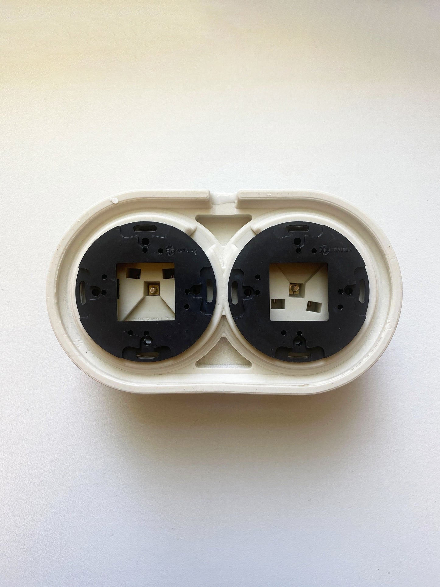 Surface-Mounting Double Frame German Schuko Power Socket Porcelain Loft Retro Electrical Vintage Cottage Ceramic White