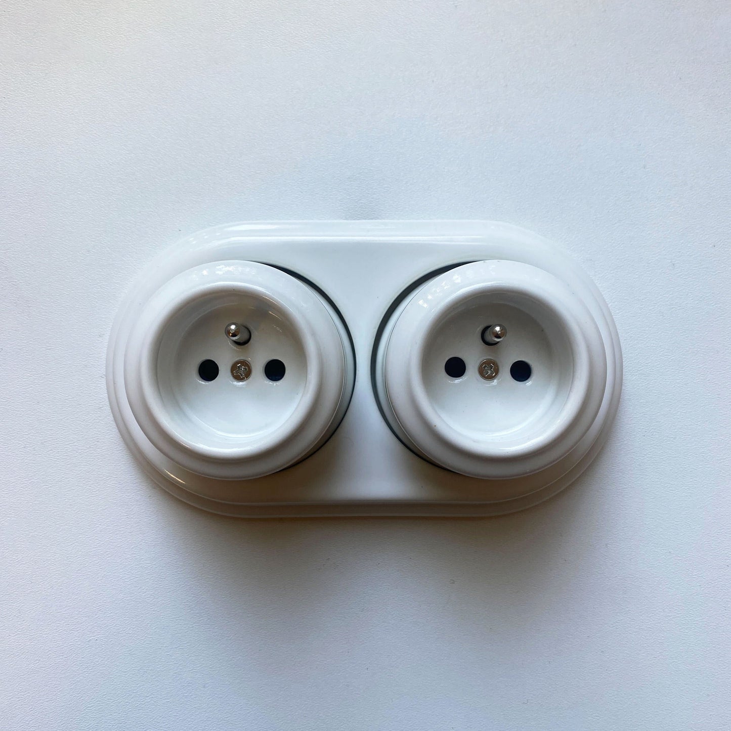 Surface-Mounting Double Frame French Schuko Power Socket Porcelain Loft Retro Electrical Vintage Cottage Ceramic White