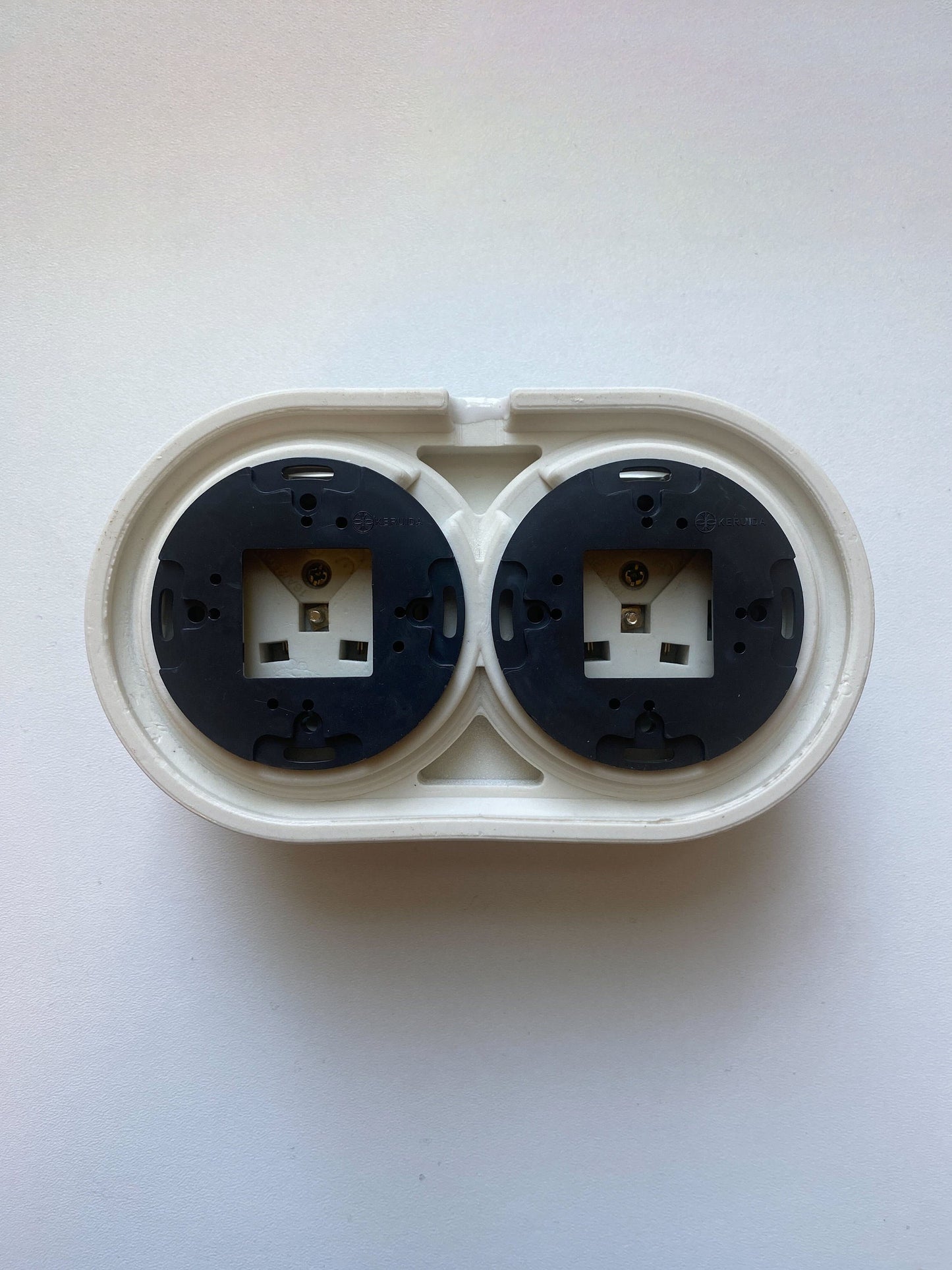Surface-Mounting Double Frame French Schuko Power Socket Porcelain Loft Retro Electrical Vintage Cottage Ceramic White