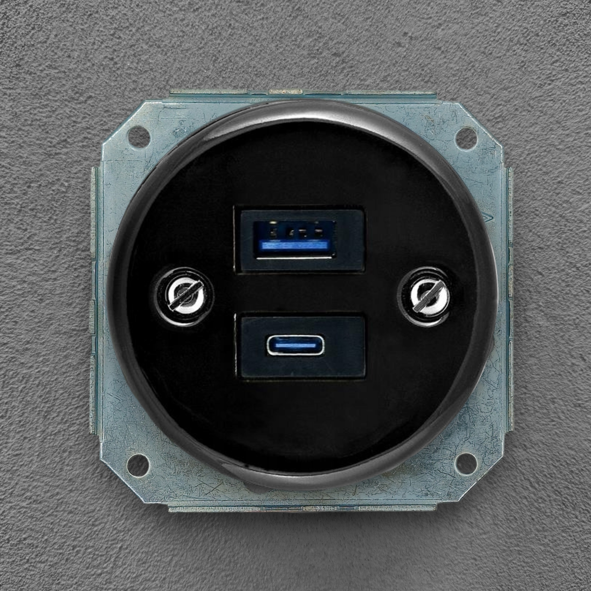 Flush Mount USB-A + USB-C Charging Socket Insert in Black Porcelain