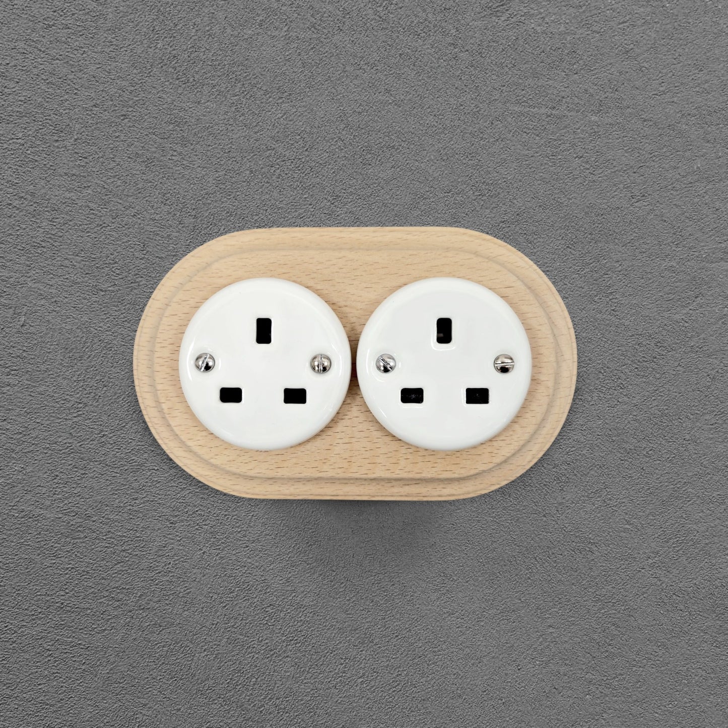 Retro Style White Ceramic Double UK Type Socket Natural Wood Frame Flushed-Mounted