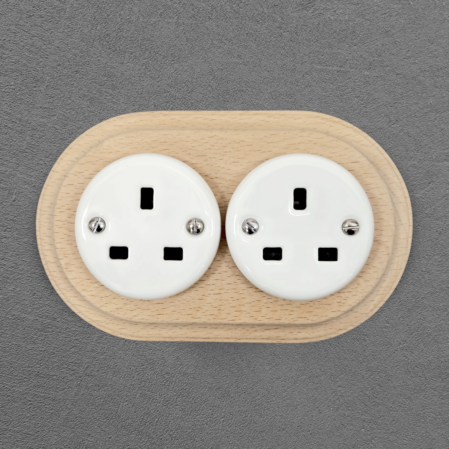 Retro Style White Ceramic Double UK Type Socket Natural Wood Frame Flushed-Mounted
