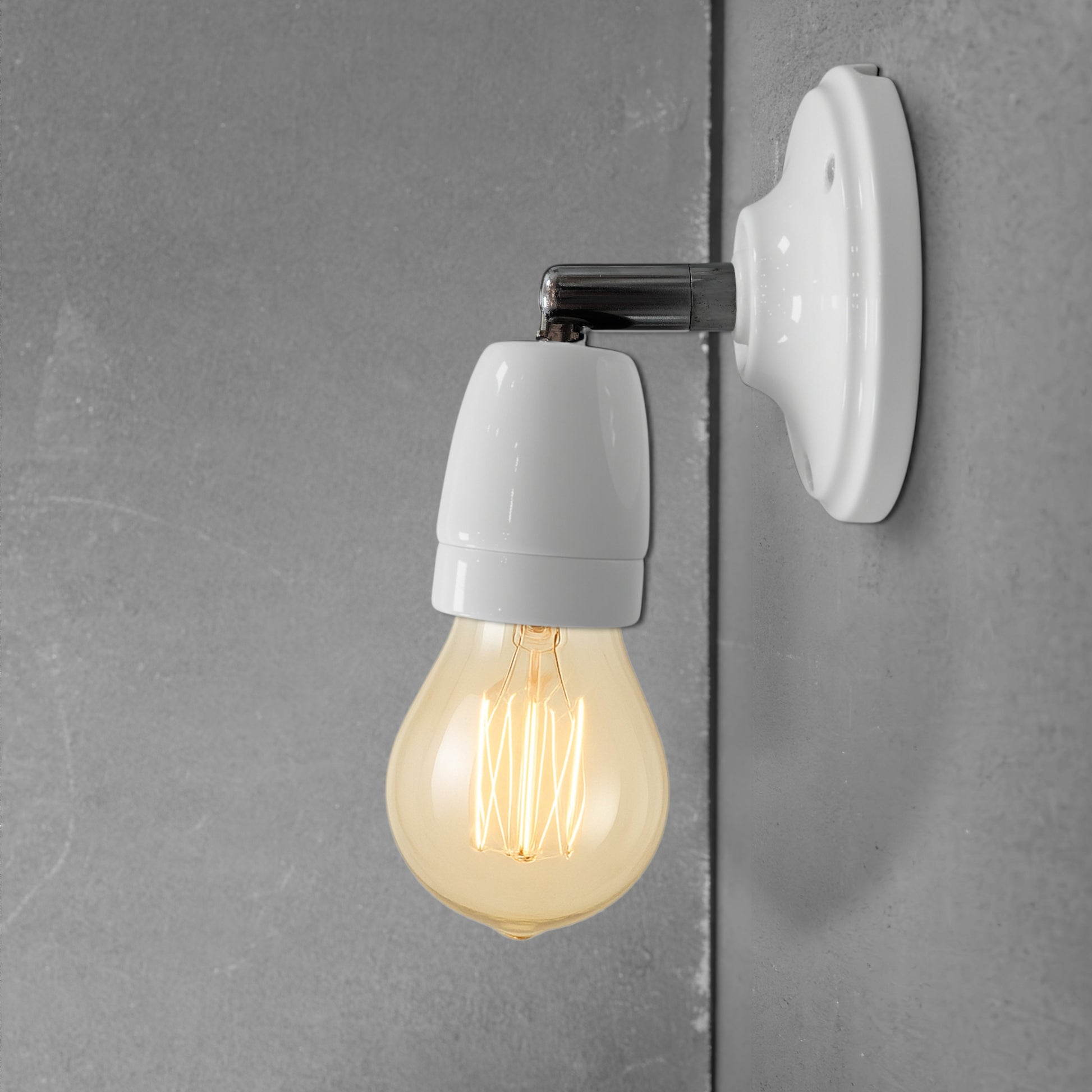 white porcelain adjustable E27 lamp holder, wall mount