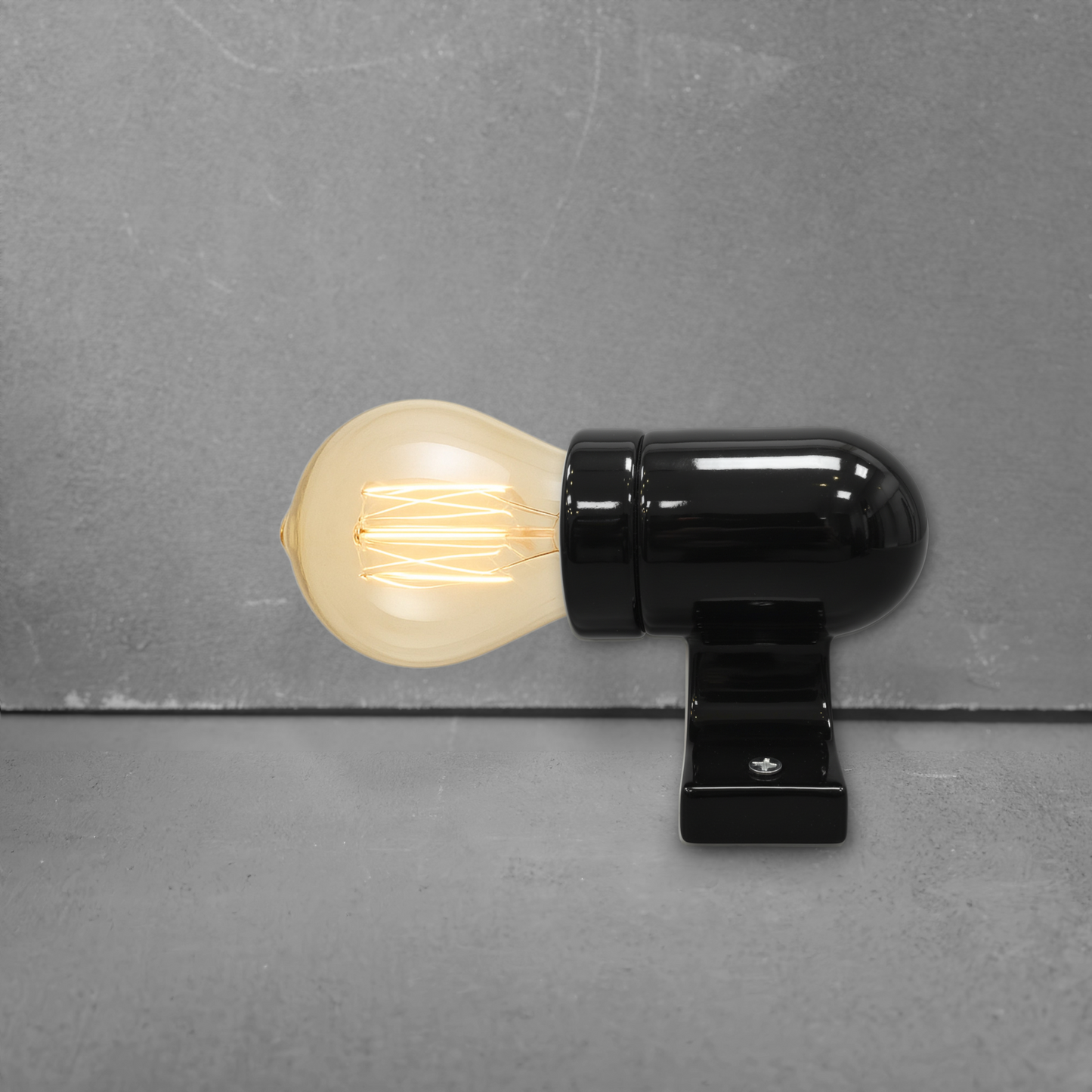 black porcelain wall mount E27 lamp holder