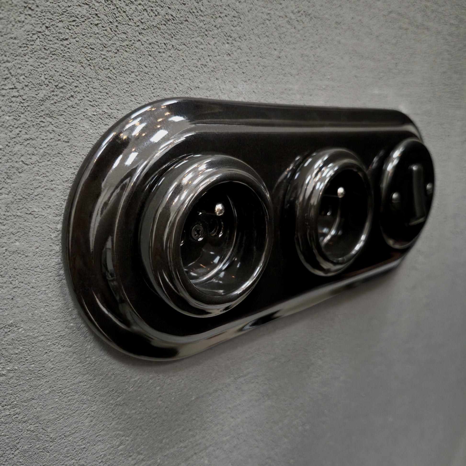 Double black French porcelain socket with light switch, flush-mount, side