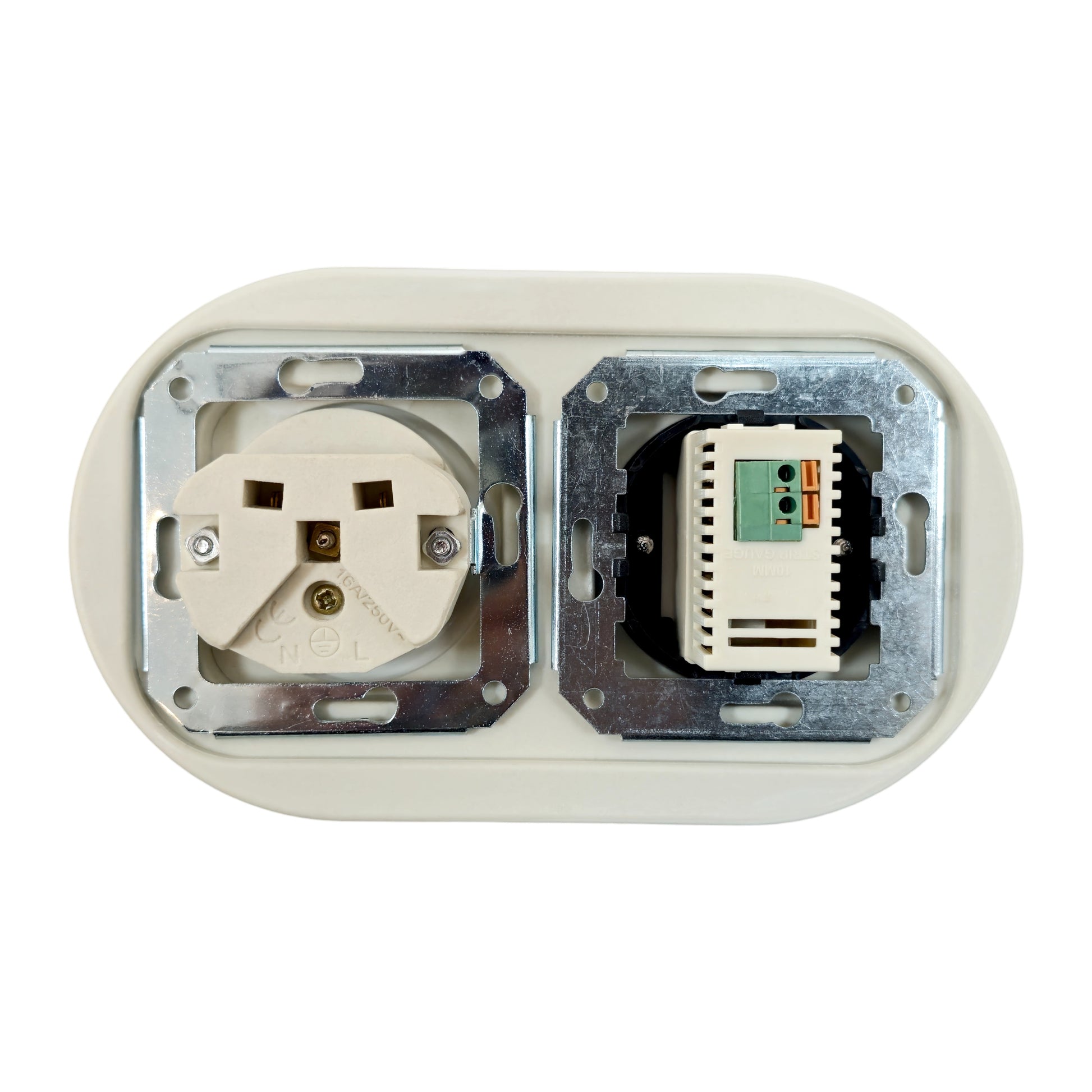 White porcelain Type F socket with 2xUSB-A, flush-mount, back